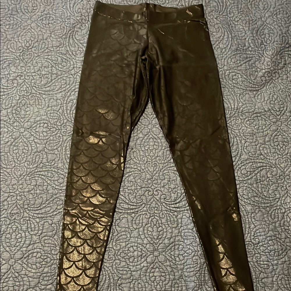 BlackMilk Shimmering Black Leggings